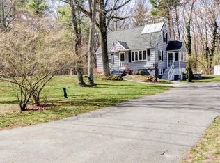 249 Chapman Rd, Tewksbury, MA 01876