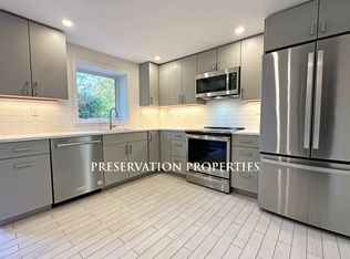 39 Bencliffe Cir SUITE B, Auburndale, MA 02466