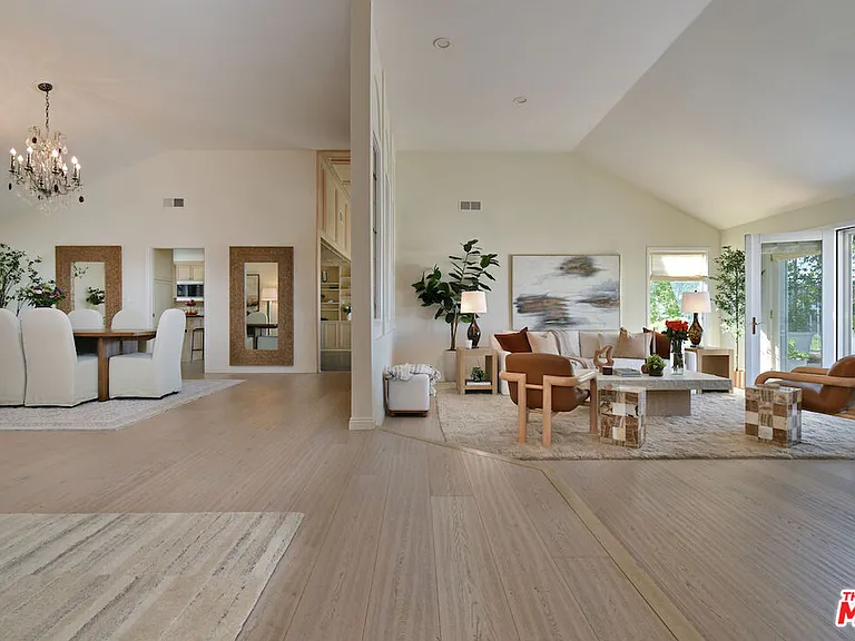 3635 Fawndale Pl — Photo 5