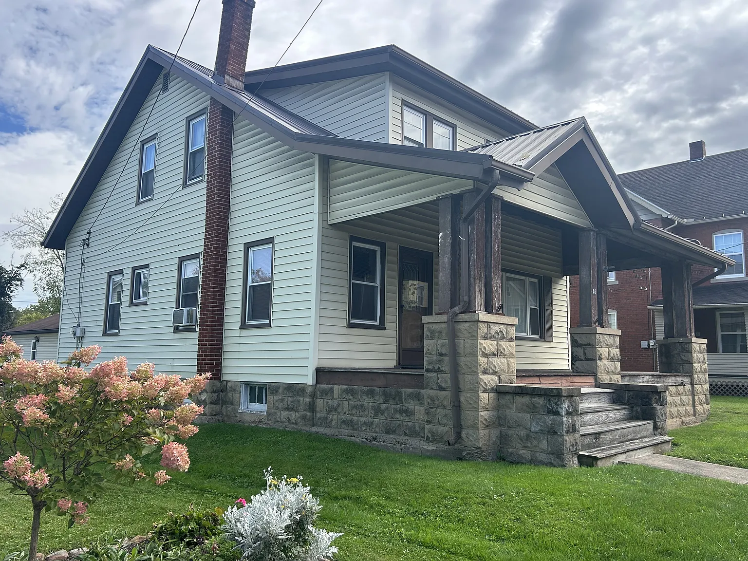 46 S 3rd St West Milton — Photo 2
