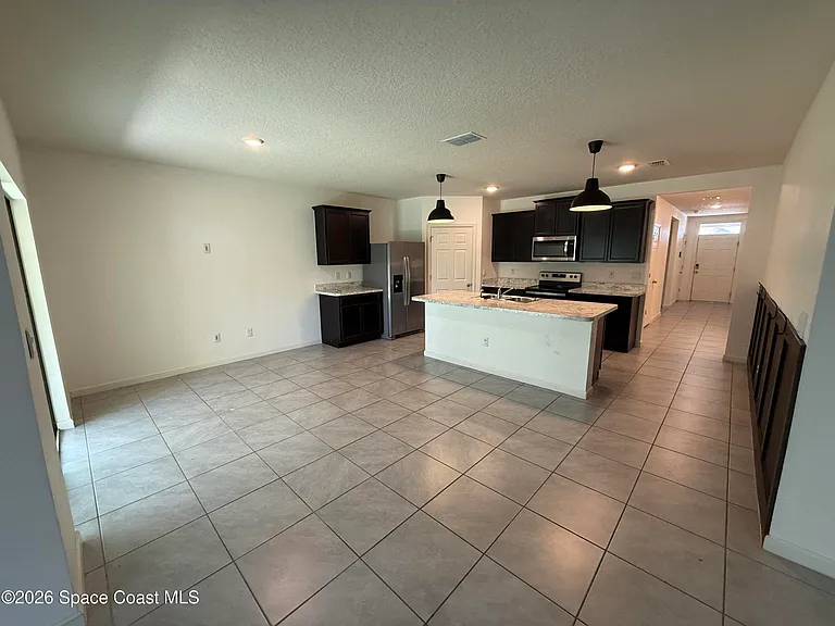 4422 Talbot Blvd — Photo 9