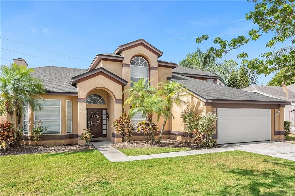 4 bed, 2.5 bath, 2354 sqft, $3,800 — Photo 1