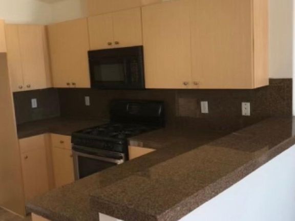 2nd image of 29900 Avenida La Vis
