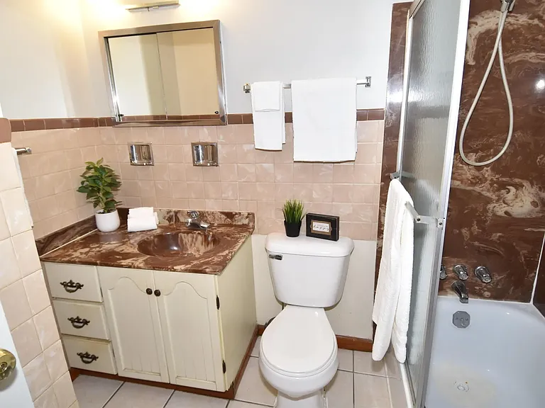 7075 Bartlett Rd — Photo 12