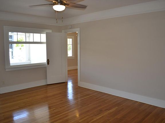 2nd image of 332 W Wilson Ave