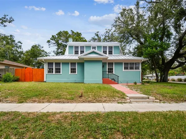 758 Wood St, Dunedin, FL 34698