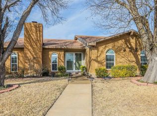 1839 Tree Line Dr, Carrollton, TX 75007