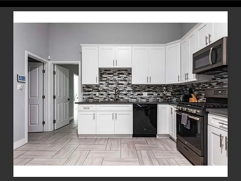 712 N Fuller Ave — Photo 5