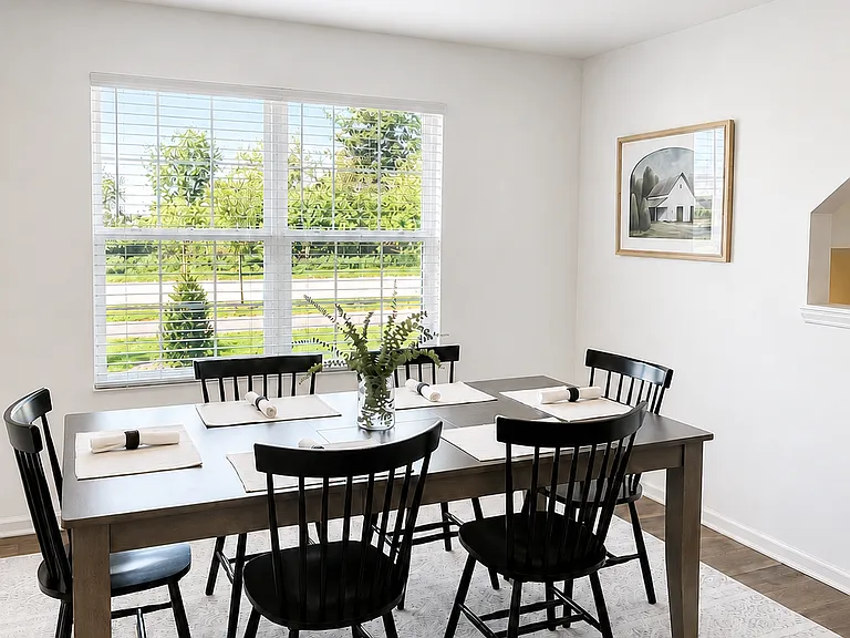 1475 Yosemite Way — Photo 3