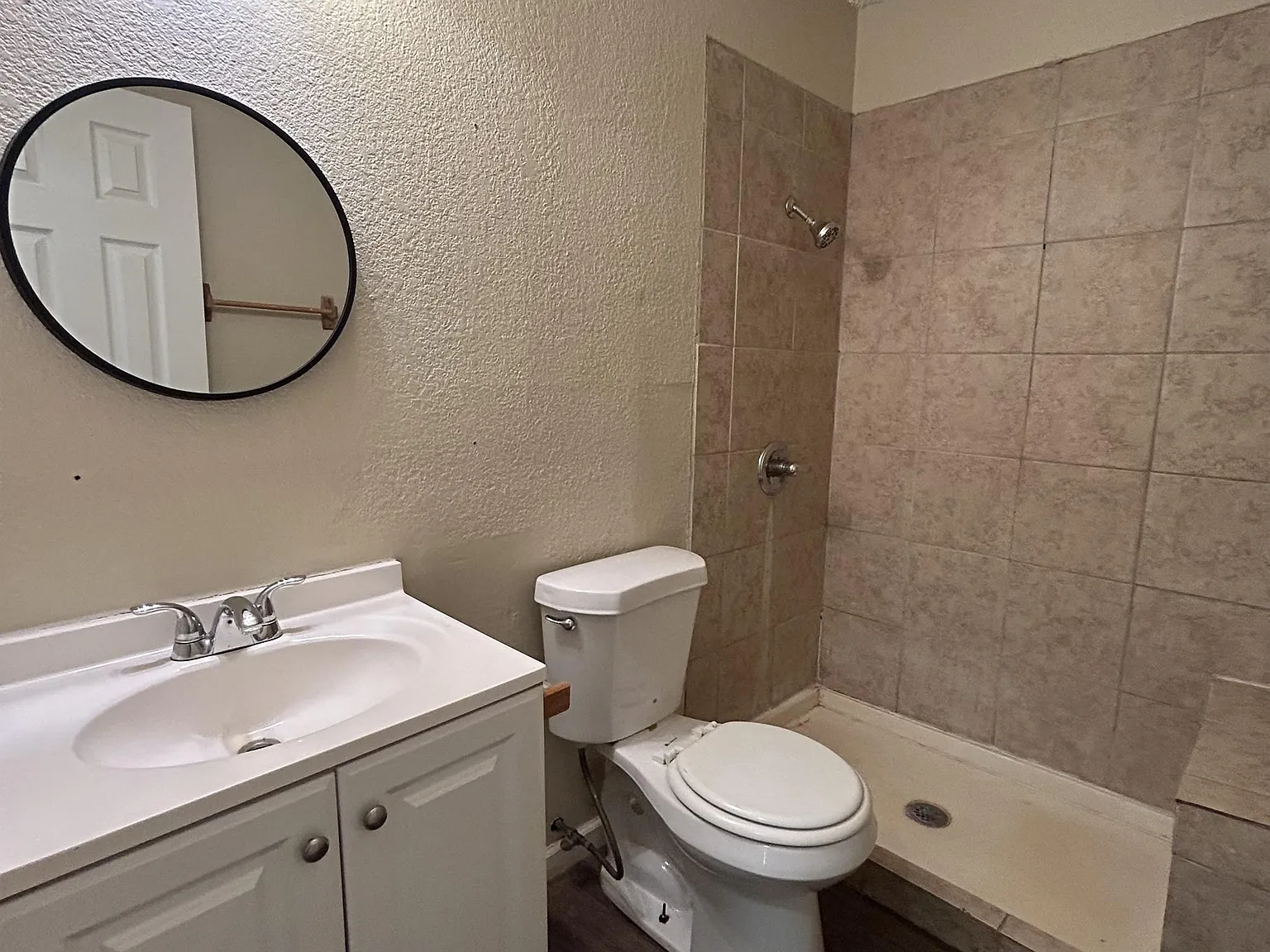 3305 East Cornell Street - 1 — Photo 4