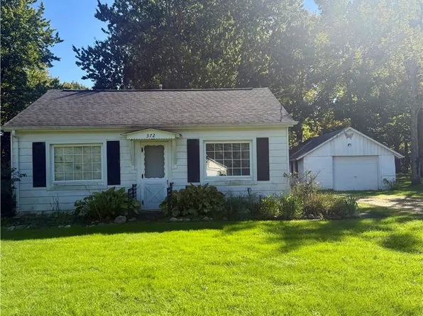 372 E Jefferson St, Jefferson, OH 44047