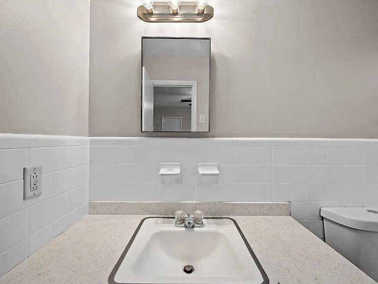 701 Power St — Photo 11
