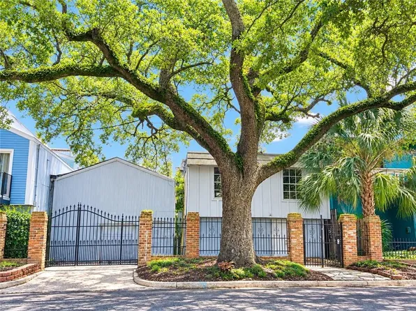 162-166 S Roadway St, New Orleans, LA 70124