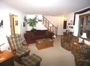 9842 W Layton Ave #9842, Greenfield, WI 53228