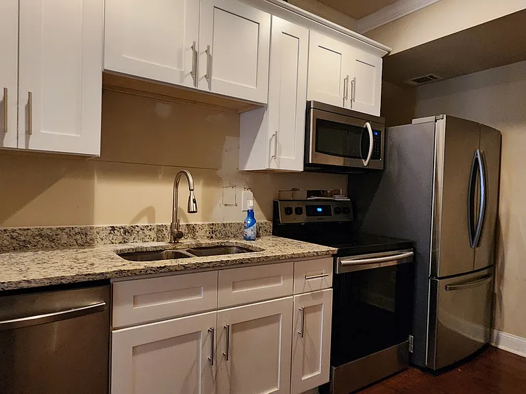2130 Woods River Ln — Photo 11