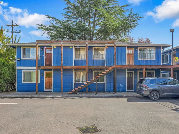 4956 NE 9th Ave APT 2, Portland, OR 97211