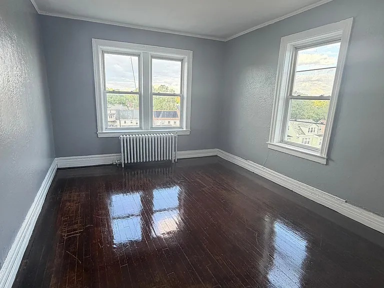 160 Grumman Ave #506 — Photo 6