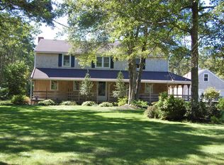 57 Roxy Cahoon Rd, Plymouth, MA 02360