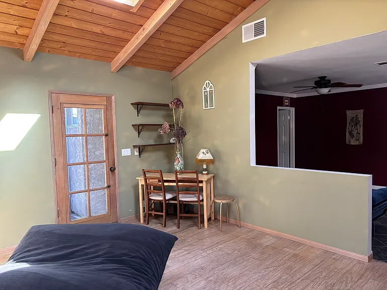 Mount Frissell Dr — Photo 11