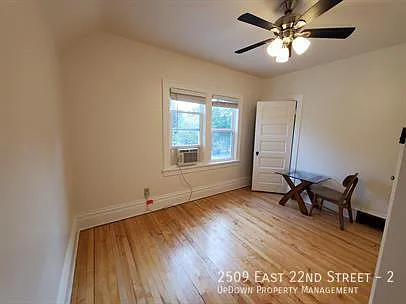 2509 E 22nd St #2 — Photo 5