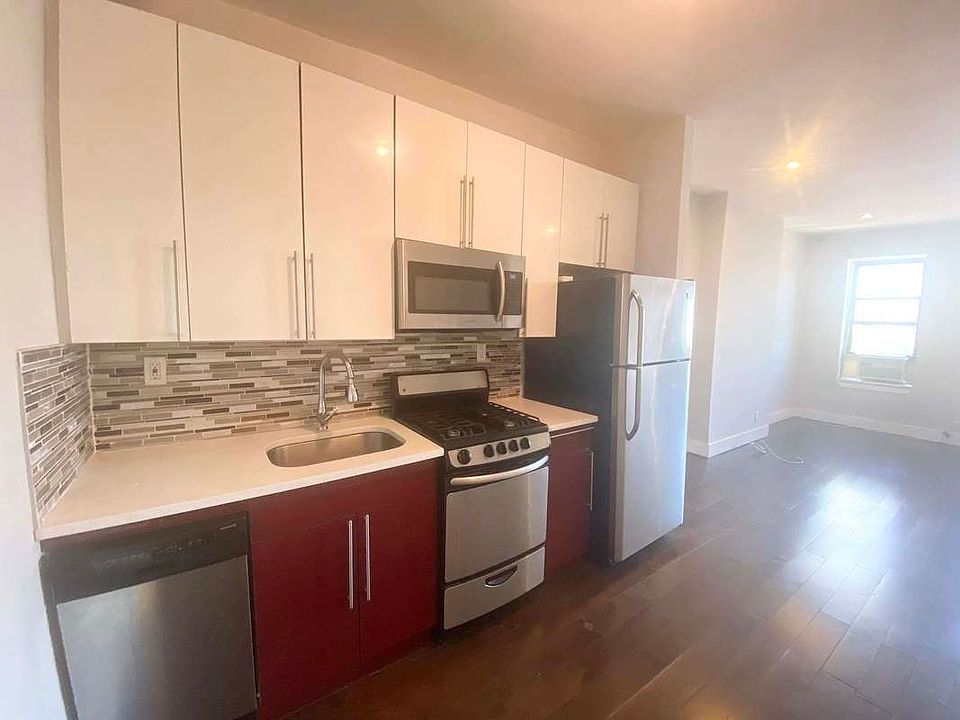 1st image of 318 E 120th St #5