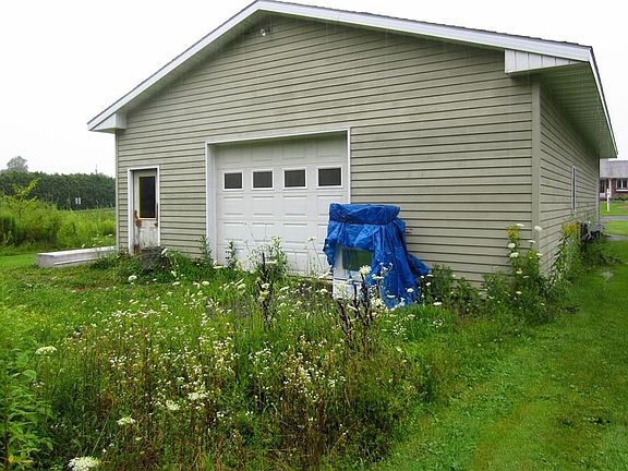 2nd image of 312 Barrett Ln