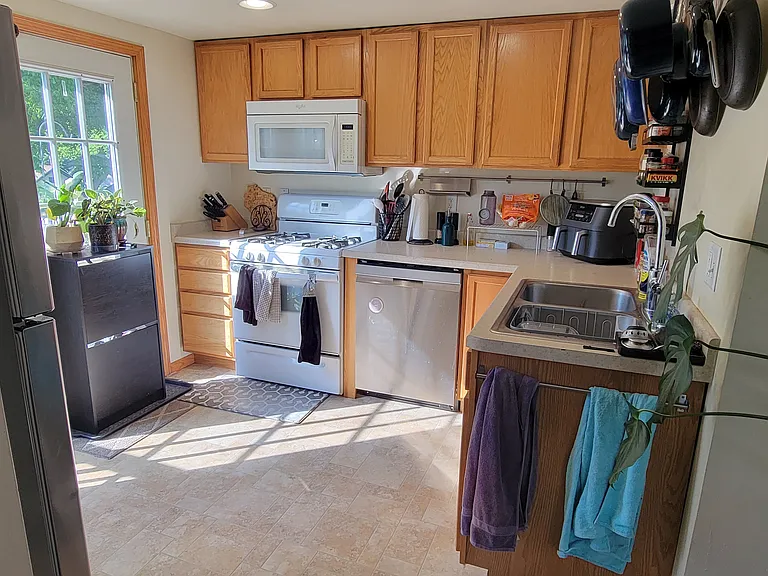2518 E Johnson St #2 — Photo 11