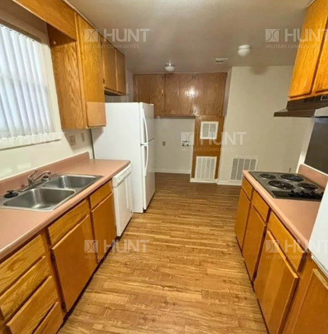 3 bed, 1.5 bath, 1280 sqft, $1,625 — Photo 3