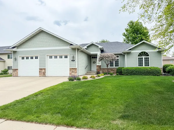 1641 Moriarty Dr, Brookings, SD 57006