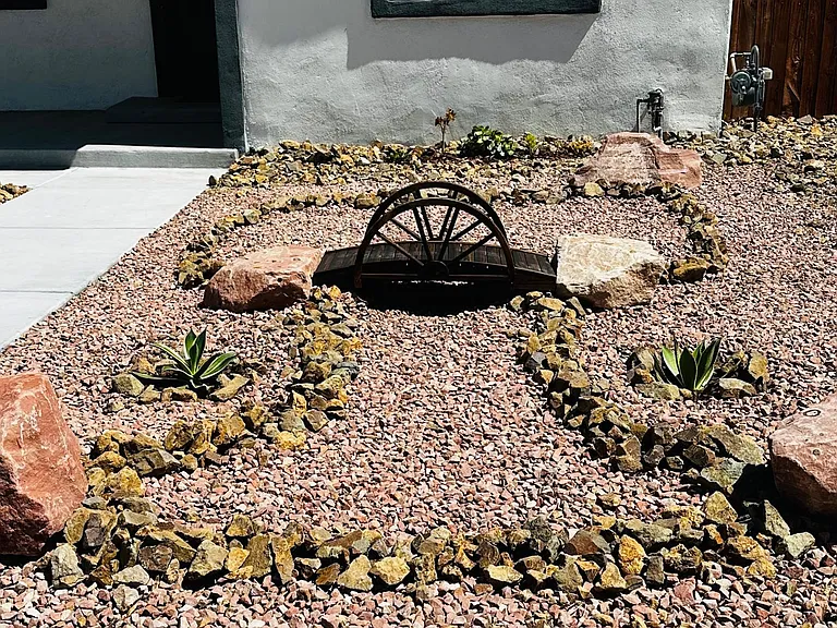 1229 8th Pl — Photo 3