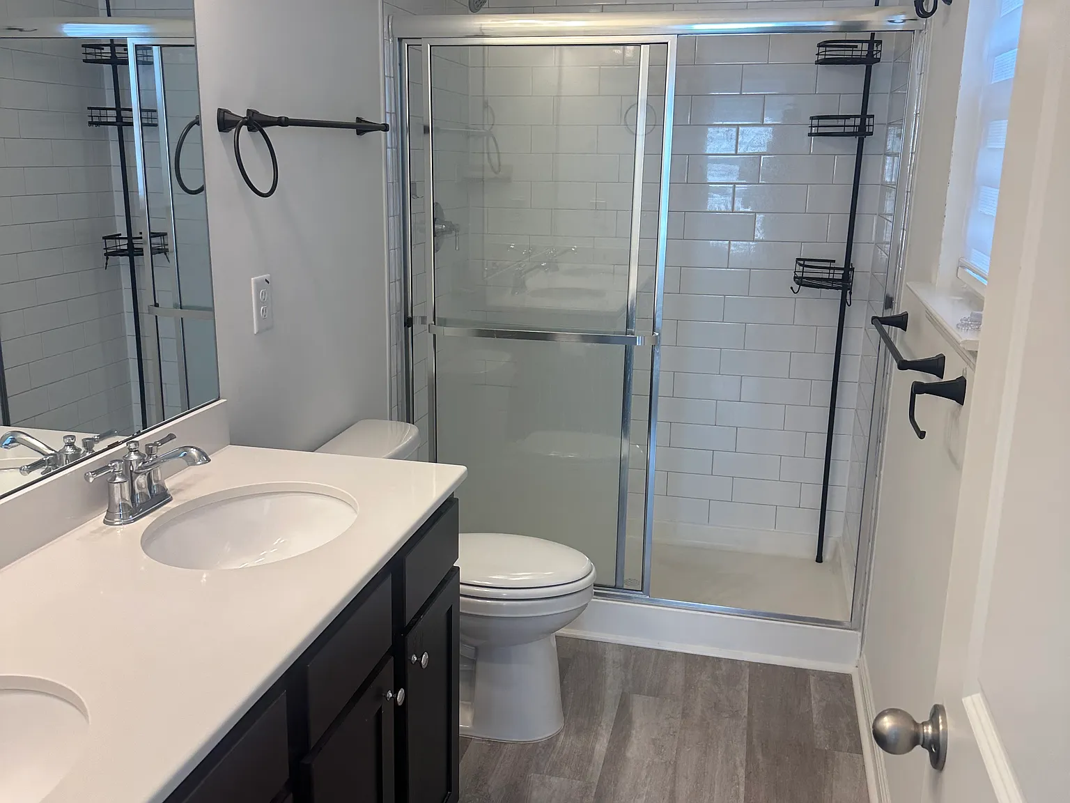 3 bed, 1462 sqft, $2,100 — Photo 2