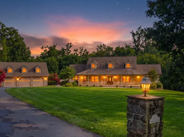 1070 Fannie Dorsey Rd, Sykesville, MD 21784