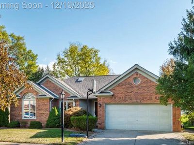 44000 Dunham Ct, Clinton Township, MI, 48038