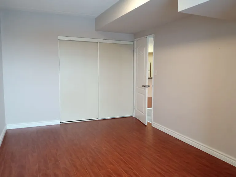 85 Barrie Rd — Photo 18