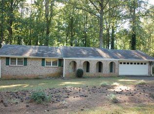 205 King David Dr SW, Lilburn, GA 30047