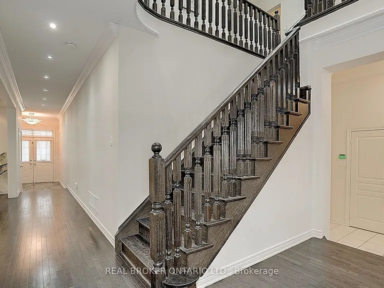 99 Henry Bauer Ave — Photo 8