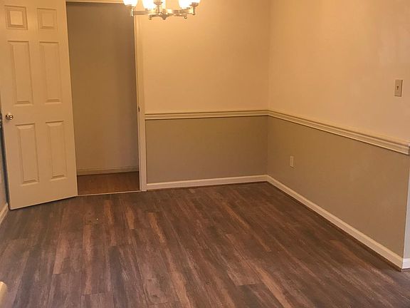5th image of 1113 Ashford Ln