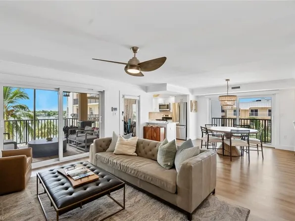 3500 Gulf Shore Blvd N, Naples, FL