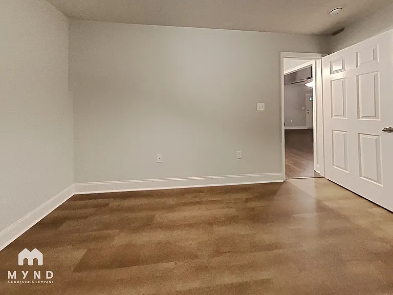 722 Deans Ferry Rd — Photo 16