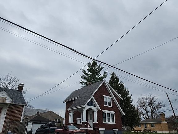 3rd image of 1947 Stevens Ave