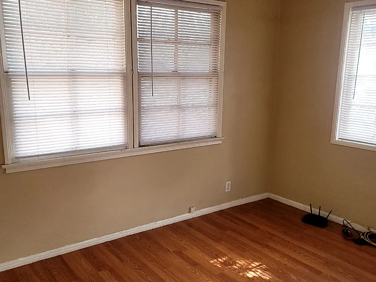 10020 Breidt Ave #B — Photo 3