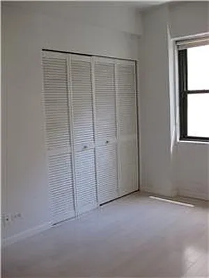 Rented by RELO REDAC INC. | media 10