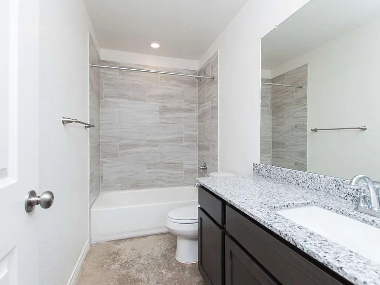 1301 Concord Dr — Photo 16