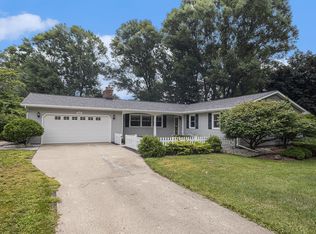 112 Fairway Dr, Battle Creek, MI 49015