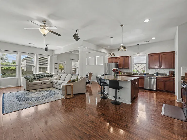 203 Topsaw Ln — Photo 18