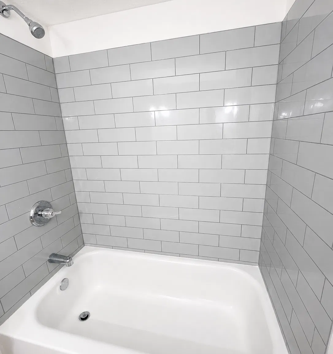 3 bed, 1.5 bath, 1054 sqft, $1,599 — Photo 3