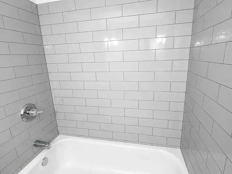 8877 N Swan Rd #J — Photo 3