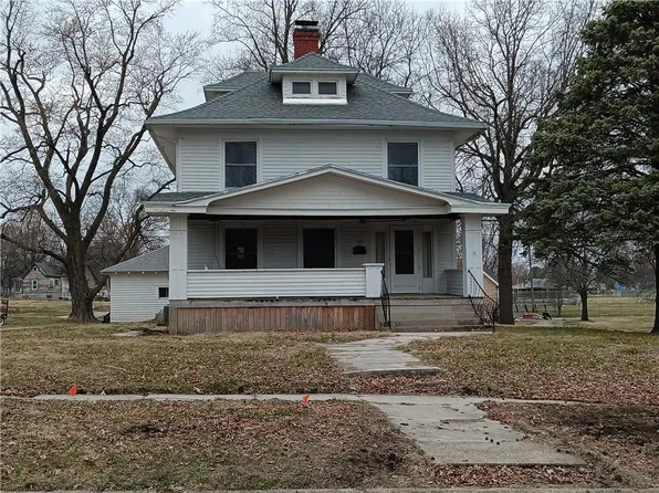 537 N Morgan St, Slater, MO 65349