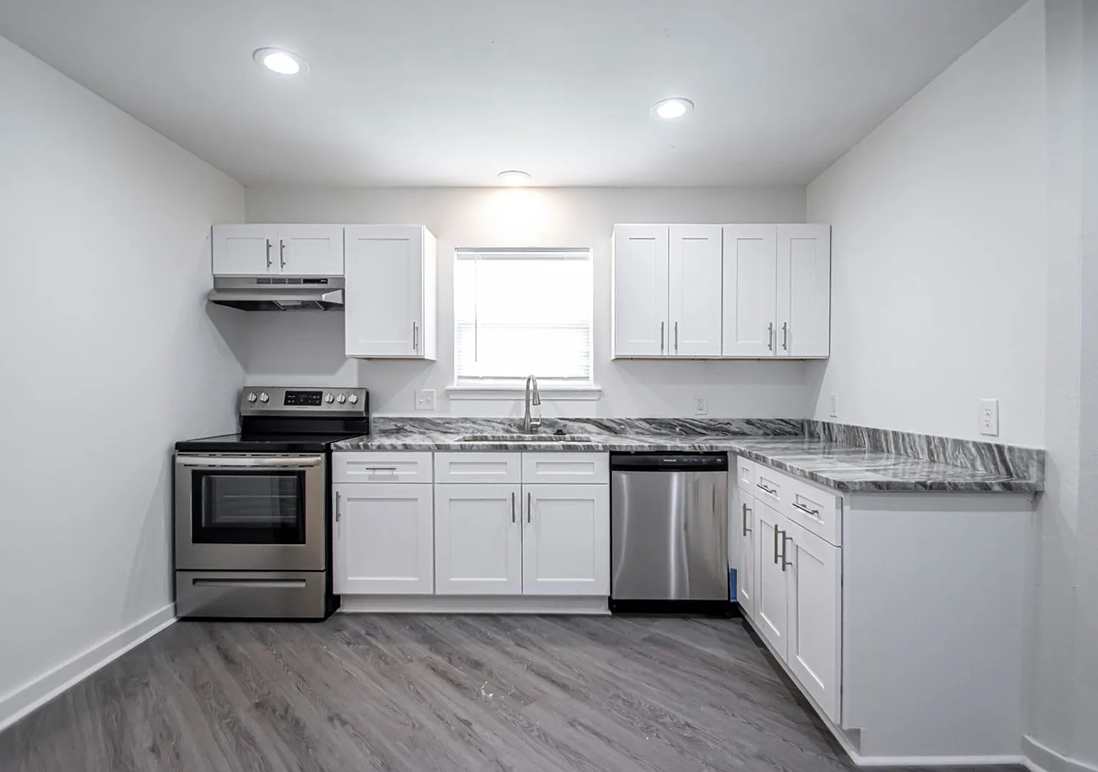 21 Towne Park Court — Photo 4