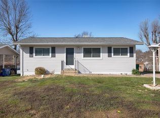 500 Aqua Ridge Dr, Saint Louis, MO 63129